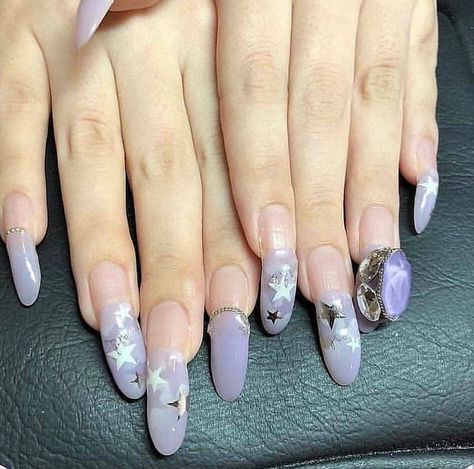 Modern Nail Art, Lavender Nails, Nail Art For Beginners, Modern Nails, Simple Nail Art Designs, Nails Polish, New Nail Art, Trendy Nail Design, Minimalist Nails