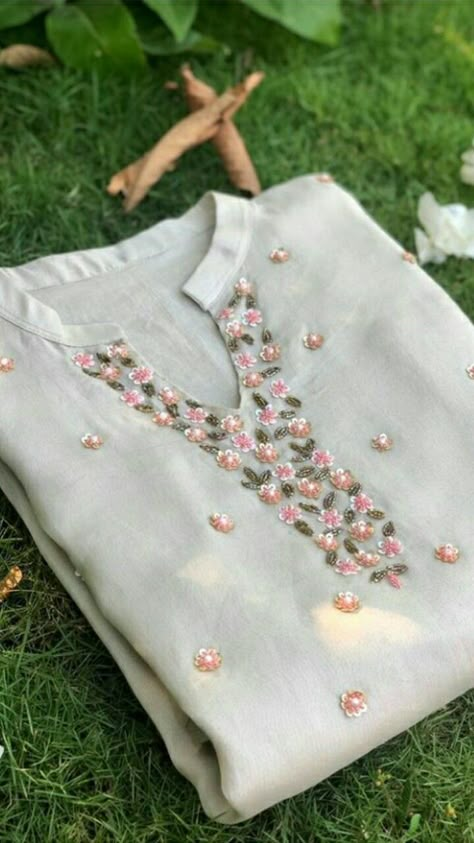 Embriodary Kurti Design, Kurti Work Designs Latest, Neck Designs For Kurtis Pattern Neckline Hand Embroidery, Neck Hand Work Designs For Kurtis, Kurta Hand Designs Women, Hand Embroidery Kurti Designs Latest, Handwork Embroidery Design Suits Latest, Aline Kurti Design Pattern, Handwork Kurti Designs Latest