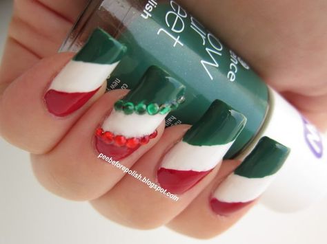 Christmas Nail Designs Acrylic, Mexican Nails, Art Of The Day, Flag Nails, Patriotic Nails, Xmas Nail Art, Crazy Nail Art, It Will Happen, Nail Salon Decor