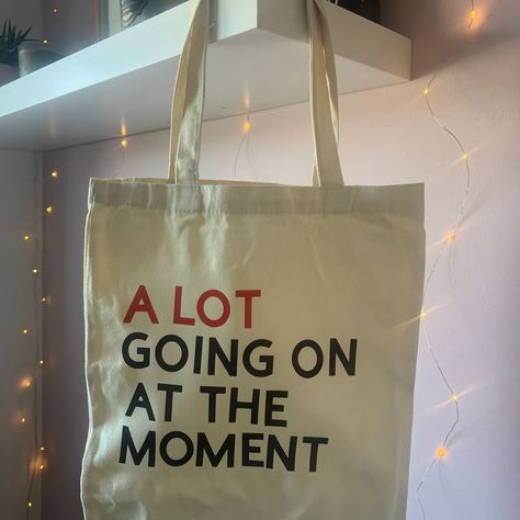 Taylor Swift Gift Bag Ideas, Taylor Swift Cricket Ideas, Taylor Swift Bag Ideas, Taylor Swift Tote Bag, Taylor Swift Totes, Quote Tote Bag, Printable Htv, Taylor Swift Quotes, Swift