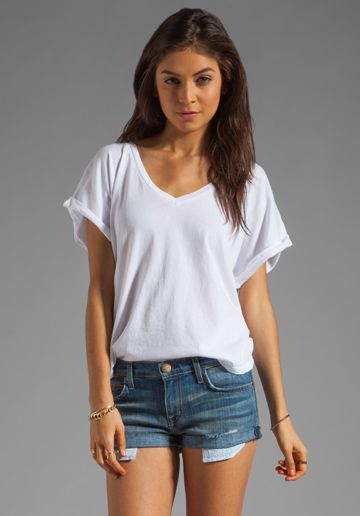 C CALIFORNIA Cap Sleeve Double V-Neck Tee in White at Revolve Clothing V Neck Tee Outfit, Skirt Jacket Outfit, Miami Shirt, Cut Off Jean Shorts, T Shirt Cut, V Neck Shirt, White Crew Neck, Summer Ideas, Tee Outfit