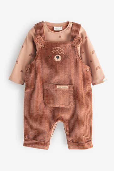 Boys Winter Clothes, Baby Boy Winter Outfits, Baby Dungarees, Baby Mode, Neutral Baby Clothes, Bear Face, Organic Baby Clothes, Trendy Baby