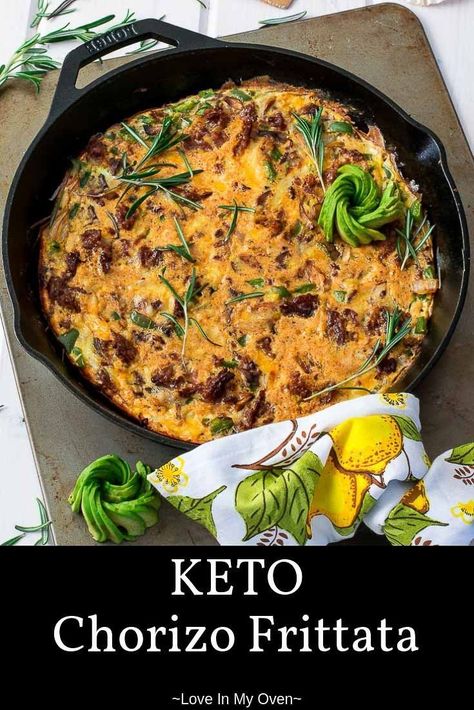 Make this keto-friendly cheesy, spicy and oh-SO easy chorizo frittata on a Sunday, and have your breakfast figured out for the whole week! Chorizo Recipes Low Carb, Keto Chorizo Recipes Dinner, Chorizo Frittata Recipes, Chorizo Recipes Keto, Keto Frittata Recipes, Keto Chorizo, Chorizo Frittata, Desayunos Keto, Low Carb Frittata