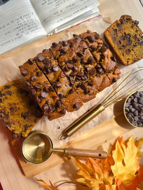 Moist Brown Butter Chocolate Chip Pumpkin Bread Recipe Browned Butter Pumpkin Bread, Pumpkin Loaf With Chocolate Chips, Brown Butter Chocolate Chip Pumpkin Loaf, Pumpkin Chocolate Chip Bread Moist, Best Chocolate Chip Pumpkin Bread, Whole Pumpkin Recipes Baking, Brown Butter Chocolate Chip Banana Bread, Brown Butter Chocolate Chip Pumpkin Bread, Moist Pumpkin Chocolate Chip Bread