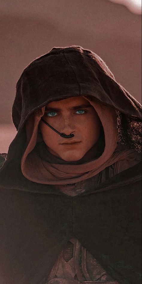 Paul Atreides Part 2, Dune Part 2 Movie Poster, Timothee Chalamet Dune Part 2, Dune 2 Paul Atreides, Dune Blue Eyes, Dune 2 Poster, Dune Lockscreen, Paul Atreides Dune Part 2, Dune 2 Aesthetic