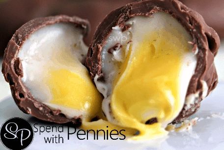 Homemade Easter Candy, Cadbury Creme Egg Recipes, Easter Candy Recipes, Creme Eggs, Cadbury Eggs, Cadbury Creme Egg, Cheap Food, Spend With Pennies, Homemade Fudge