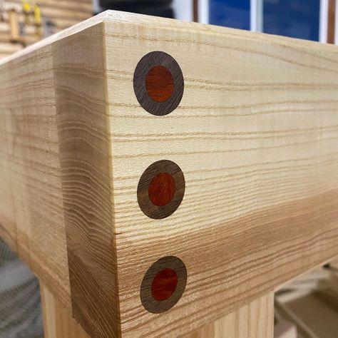 Wayne’s Wood Co. on Instagram: “A dowel inside a dowel.. whaaaat??? Paduk inside walnut, inside ash... easy but stylish joinery. What do you think? ⁣ .⁣ .⁣ .⁣ .⁣ .⁣…” Dowel Joinery, Joinery, Project Ideas, Instagram A, You Think, Ash, Walnut, Woodworking, Wood