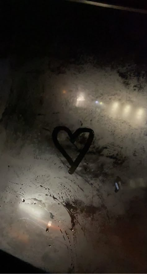 heart drawn on fogged glass #heart #aesthetic #lovecore #cutedrawing #loverboy #coupleromantic Aesthetic Heart Pics, Love Shape Aesthetic, Dark People Aesthetic, All The Feels Aesthetic, Heart Aesthetic Pictures, Aesthetic Heart Pictures, Heart Aethstetic, Heart Athestic, Lover Core Aesthetic