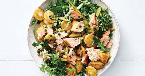 Hot Smoked Salmon, Smoked Salmon Salad, Salmon Salad Recipes, Spicy Pickles, Smoked Salmon Recipes, Pea Salad, Spring Salad, Salmon Salad, Crispy Potatoes