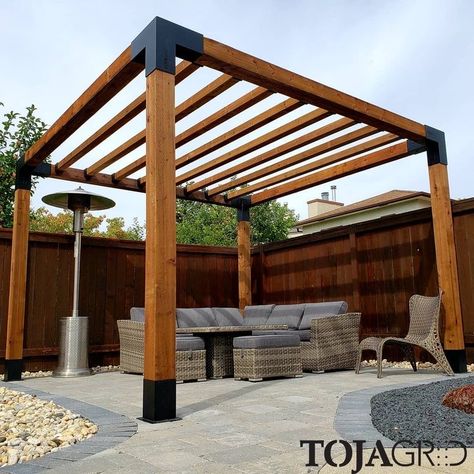 Small Patio Ideas On A Budget, Toja Grid, Pergola Diy, Diy Garden Patio, Garden Patio Decor, Patio Pergola, Building A Pergola, Modern Pergola, Pergola Design