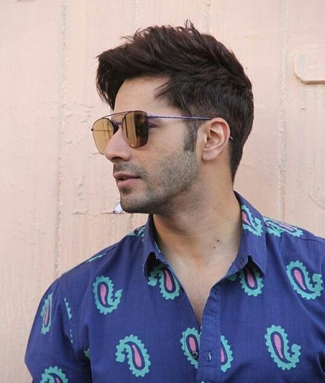 Barun Dhawan, Varun Dhawan Hairstyle, Actor Hairstyle, Varun Dhawan Wallpaper, Varun Dhawan Instagram, Varun Dawan, Alia Bhatt Varun Dhawan, Bollywood Aesthetic, Alia And Varun