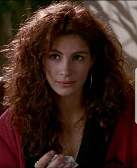 Julia Roberts Hair Curly, Julia Roberts Curly Hair, Julia Roberts Hair, Julia Roberts Style, Pretty Woman Movie, Wild Curly Hair, 90s Hairstyles, Julia Roberts, Dream Hair