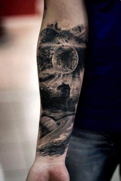 Arlo Tattoo, Galaxy Tattoo Sleeve, Space Tattoo Sleeve, Sky Tattoo, Herren Hand Tattoos, Cosmos Tattoo, Sky Tattoos, Ufo Tattoo, Nature Tattoo Sleeve