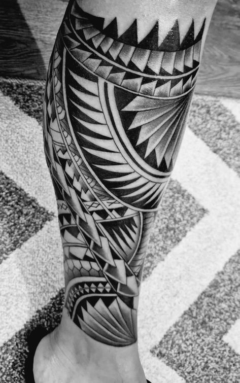 Free hand detailed half leg sleeve polynesian tattoo. Polynesian Tattoo Designs Leg, Half Leg Tattoo Men Sleeve, Sleeve Polynesian Tattoo, Half Leg Sleeve Tattoo, Half Leg Tattoo, Half Leg Sleeve, Polynesian Leg Tattoo, Trible Tattoos, Simple Leg Tattoos