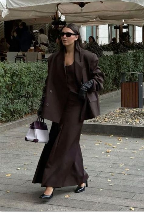 Estilo Hijab, Business Chic, Corporate Outfits, Brown Outfit, Paris Outfits, Modest Fashion Outfits, Autumn Outfit, Professional Outfits, Work Attire