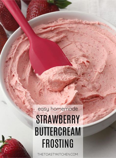 Strawberry Cookie Frosting, Strawberry Cream Frosting, How To Make Strawberry Icing, Strawberry Buttercream Frosting Easy, Strawberry Cake With Strawberry Icing, Strawberry Cake Frosting, Strawberry Icing Recipe, Strawberry Frosting Recipe, Best Strawberry Cake Recipe