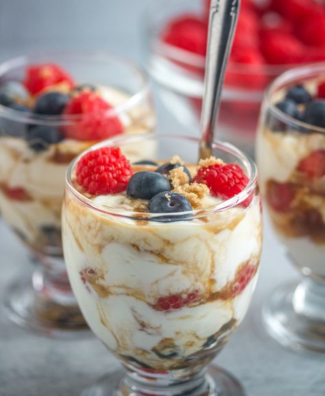 Individual Yogurt Parfait Cups, How To Make Yogurt Parfait, Yogurt Parfaits For Brunch, Breakfast Parfait Bar, Yogurt Parfait Cups, Breakfast Yogurt Parfait, Raspberry Cream Pies, Breakfast Yogurt, Yogurt Parfaits