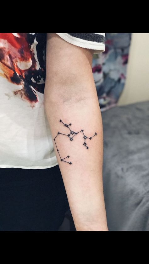 Tattoo idea for Sagittarius constellation Archer Constellation Tattoo, Archer Constellation, Sagittarius Constellation Tattoo, Tattoo Taurus, Sagittarius Tattoos, Tattooed Freckles, Group Tattoos, Pisces Constellation Tattoo, Letter Tattoos