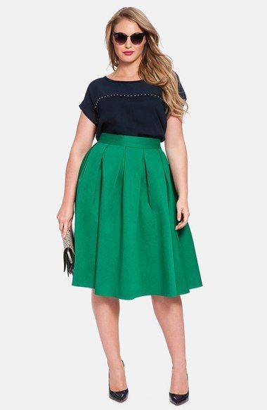 plus size women outfits with skirts (2) Full Midi Skirt, Rock Outfit, Mode Casual, Outfit Trends, Business Outfit, Plus Size Fashion For Women, Plus Size Skirts, Curvy Girl Fashion, Outfit Combinations