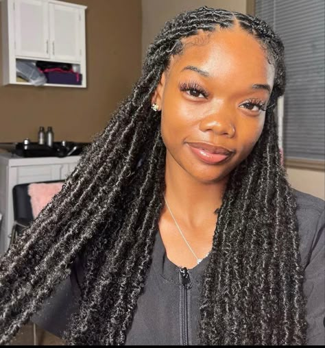 Crochet Braid Hair, Braid Hair Extensions, Goddess Braids Hairstyles, Faux Locs Hairstyles, African Hair Braiding Styles, Box Braids Hairstyles For Black Women, Cute Braided Hairstyles, Braids Hairstyles Pictures, Braided Cornrow Hairstyles