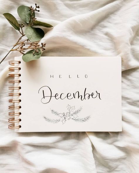 Hello December Calligraphy, Memories Calligraphy, December Calligraphy, Mistletoe Art, Bujo Art, Handlettering Calligraphy, Winter December, Hello December, December 1