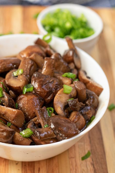 Teriyaki Baby Bella Mushrooms are sweet and savory. These tasty little morsels make for a delicious side dish served over rice or steak. via @2kitchendivas Teriyaki Mushrooms Recipes, Teriyaki Mushrooms Sauteed, Teriyaki Marinated Mushrooms, Chinese Mushrooms Recipes, Asian Mushroom Recipes, Teriyaki Mushrooms, Baby Bella Mushroom Recipes, Mushrooms Sauteed, Shiitake Mushrooms Recipes