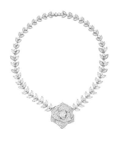 Piaget prepare their largest collection yet for the Biennale des Antiquaires | The Jewellery Editor Piaget Rose, Piaget Jewelry, Memorable Jewelry, Graff Diamonds, Flawless Diamond, Bridal Diamond Jewellery, Vintage Makeup, Jewelry Boards, Harry Winston