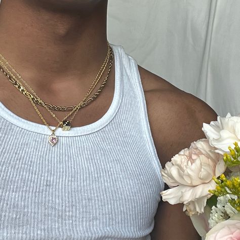 Layering Chains Men, Chain Layering Men, Men’s Jewlrey Aesthetic, Men Necklace Outfit, Isaiah Aesthetic, Male Jewelry Aesthetic, Max Rigel Zodiac Academy, Max Rigel, Male Necklace