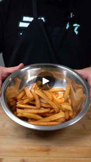 4.1M views · 536K reactions | French fry method 
ingredients
- russet potatoes 
- 1 tsp baking soda 
- Salt to taste | Alex Mejia | big.eats.world · Original audio Russet Potato Recipes, Veggie Side Dish Recipes, Crispy Fries, French Fried Potatoes, French Fries Recipe, Homemade French Fries, Potato Recipes Side Dishes, Fries Recipe, French Fry