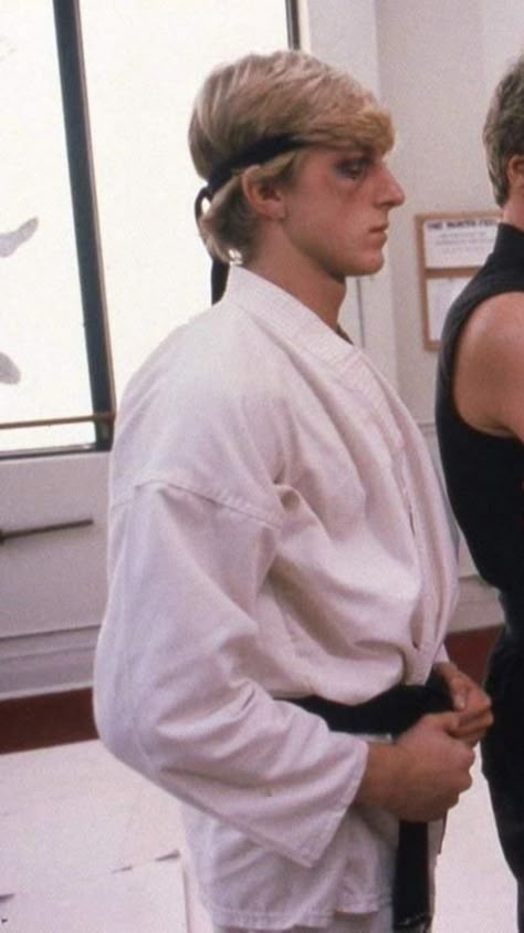 mp #johnnylawrence | #karatekid Johnny From Karate Kid, Jonny Lawrence Karate Kid, Johnny Karate Kid, Young Johnny Lawrence, Johnny Lawrence 80s, Greg Tolan, Karate Kid Johnny Lawrence, Jonny Lawrence, Karate Kid 1