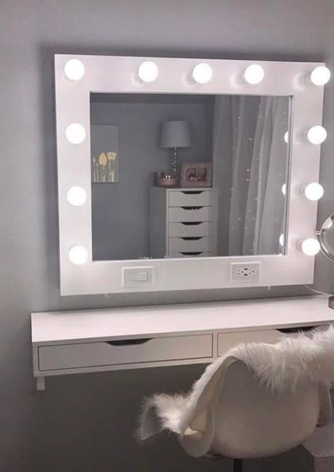 White Mirror With Lights, Small Dresser With Mirror, Vanity Diy Bedroom, Make Up Desk, Light Up Mirror, Vanity Diy, Vanity Shelves, Makeup Area, Luxury Room Bedroom