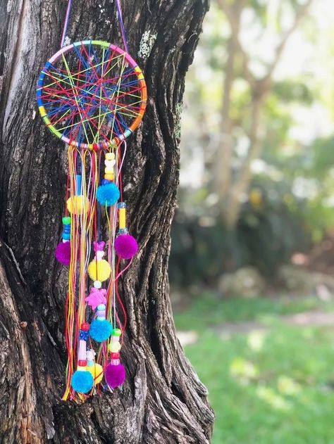 How to Make a DIY Dream Catcher How To Make A Dream Catcher, Dream Catcher Preschool Craft, Easy Diy Dream Catcher, Dream Catchers For Kids, Forest School Dream Catcher, Make Your Own Dream Catcher, Kids Dream Catcher, Diy Dream Catcher For Kids, God's Eye Craft