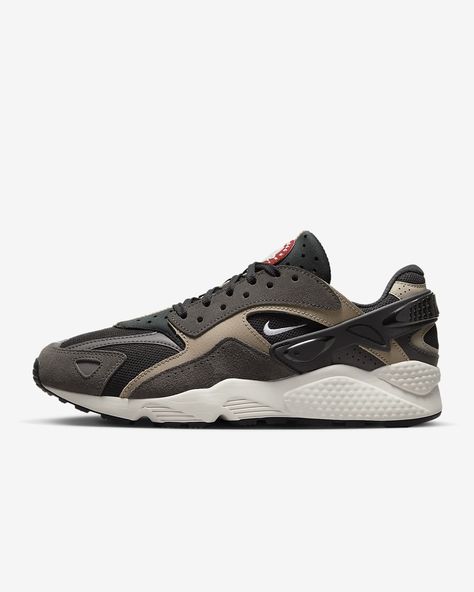 Huraches Nike, Gym Sneakers, Runner Shoes, Runners Shoes, Mens Shoes Black, Caged Heels, 90s Looks, Mens Nike Air, Nike Air Huarache