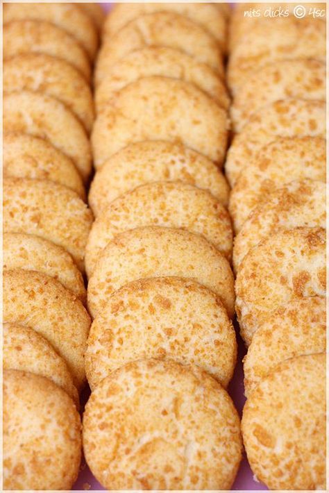 Savoury Cookies, Crunchie Recipes, Cornflakes Cookies, Cornflake Cookies Recipe, 100 Cookies Recipe, Rusk Recipe, Cornflake Cookies, Corn Flake, Cookie Shots