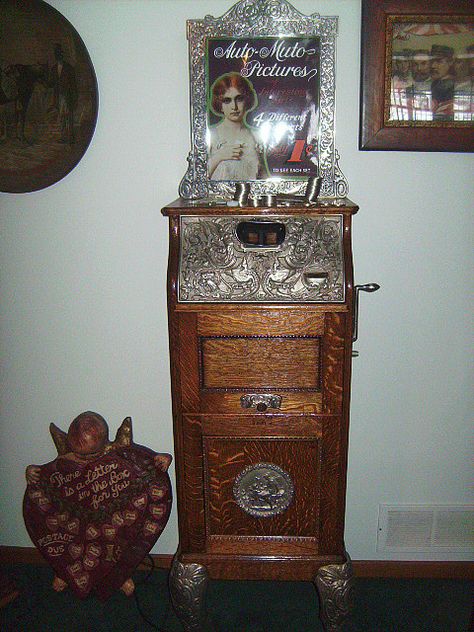 FOR SALE:  ENTIRE CONTENTS of a RARE VINTAGE PENNY ARCADE COLLECTION Whiskey Barrel Table, Diy Video Game, Antique Stuff, Penny Arcade, Florence Nightingale, Retro Stuff, Vending Machines, Coin Operated, Old Signs