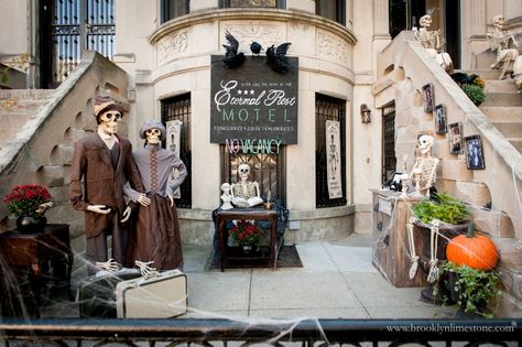 Home Decor, DIY and Design blog all about trying to live a stylish live in an old home in Brooklyn. Halloween Cafe Decor, Haunted Hotel Decorations, Vampire Sculpture, Pumpkin Grim Reaper, Halloween Exterior, Nosferatu Vampire, Hotel Theme, Vampire Mansion, Haunted Manor