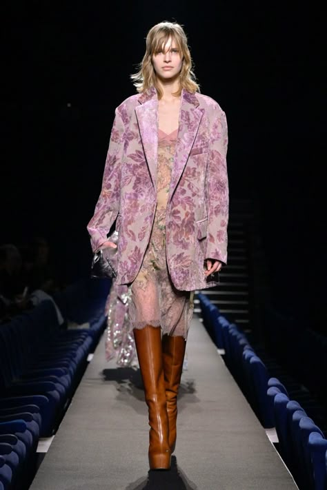 Lavender Clothing, Violet Vibes, Designer Sportswear, Winter 23, Womenswear Fashion, Dope Outfits, Runway Collection, Fall 2023, Fabulous Fashion