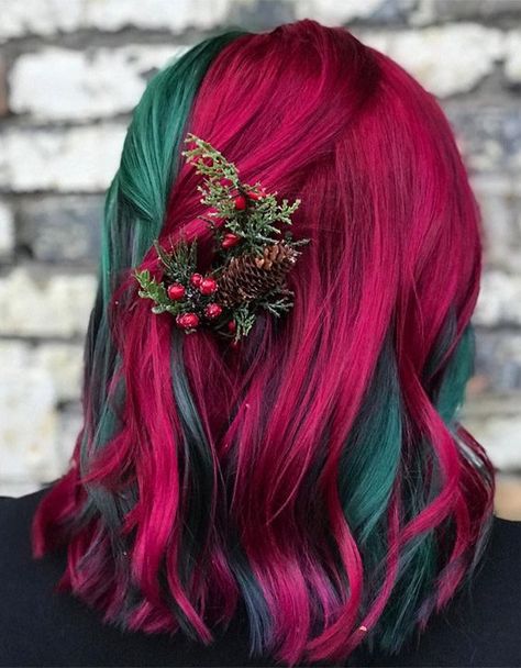 Lovely & Colorful Hair Highlights for All Girls Red And Green Hair, Holiday Hair Color, Reality Shifting, Split Dyed Hair, Vivid Hair Color, Split Hair, Christmas Hairstyles, Pretty Hair Color, Bright Hair