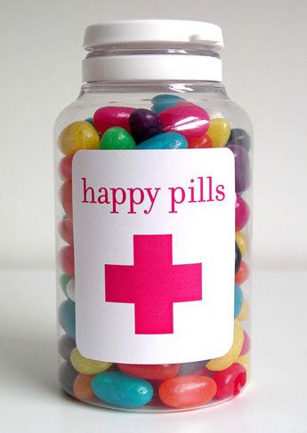 Nurse Party, Pill Bottles, Cadeau Diy, Happy Pills, Grad Parties, Raising Kids, Jelly Beans, Gag Gifts, San Valentino