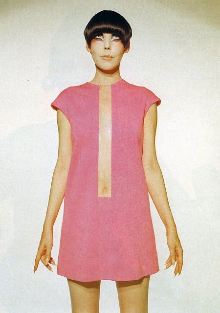 30 Stunning Color Photographs of the "Queen of Mod" Peggy Moffitt in the 1960s ~ vintage everyday The 60s Fashion, Peggy Moffitt, Rudi Gernreich, 60’s Fashion, Retro Mode, 1970s Fashion, Mod Fashion, 1960s Fashion, Colour Photograph