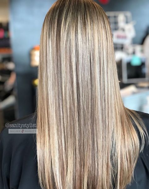 Bling Highlights, Blonde Highlighted Hair, Foil Highlights, Highlighted Hair, Redken Shades Eq, Blonde Hair Inspiration, Blonde Hair Looks, Color Inspo, Hair Inspo Color