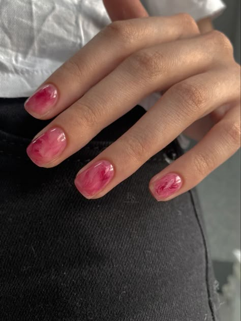 Hello Nails, Subtle Nails, Minimal Nails, Casual Nails, Soft Nails, Short Acrylic Nails Designs, Nails Pink, Marble Nails, Classy Nails