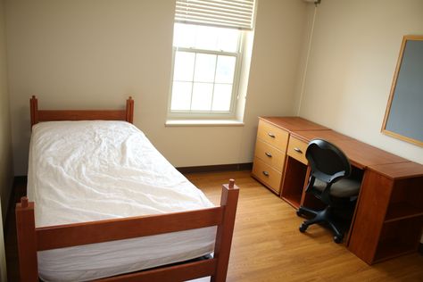 Single bedroom, four person suite. Dorm Room Single Person, Dorm Room Single, Single Bedroom, Single Person, Apartment Ideas, Dorm Room, Cribs, Apartment, Bedroom