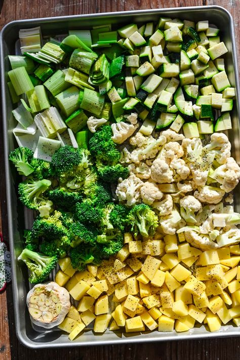 Healthy Sheet Pan Soups, Spring Sheet Pan Dinners, Green Sheet Pan Soup, Green Soups, Soup Board Ideas, Vegetable Sheet Pan, Greens Soup, Super Green Sheet Pan Soup, Green Vegetable Soup