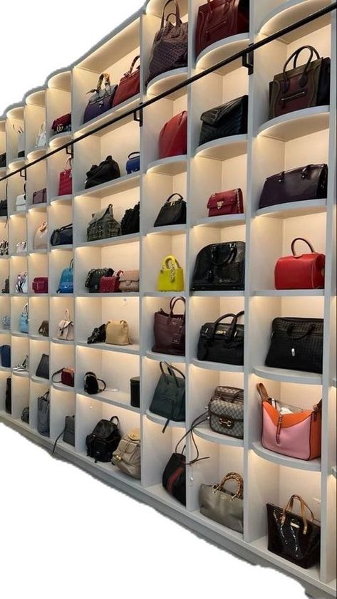 Purse Room Display, Purse Collection Display, Bag Closet, Dream Closet Design, Store Design Boutique, Luxury Closets Design, Luxury Bags Collection, Boutique Interior, Luxury Homes Interior