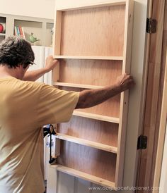 Build your own affordable pantry door organizer with some wood and a few basic tools. It's easier than you think and you'll love the extra storage! New Home Necessities, Door Pantry Organizer, Pantry Door Storage, Kitchen Corner Storage, Pantry Redo, Pantry Door Organizer, Small Kitchen Pantry, Pantry Organizer, Shelves Wood