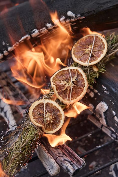 Beeswax Fire Starter, Herbalism Apothecary, Green Witch Aesthetic, Willow Eucalyptus, Crystals And Herbs, Herb Drying, Winter Solstice Celebration, Sage Eucalyptus, Salty Soul