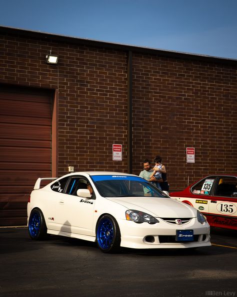 White Honda Integra Type-R at ImportAlliance Meet - BenLevy.com Integra Dc5 Type R, Dc5 Integra, Honda Integra Dc5, Honda Integra, Integra Type R, Civic Hatchback, Best Jdm Cars, Honda (car), Acura Rsx