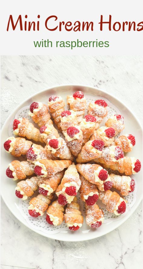 Pastries Recipes Dessert, Cream Horns, Mini Pastries, Puff Pastry Desserts, Tea Party Food, Puff Pastry Recipes, Pastry Desserts, Fancy Desserts, Fresh Cream