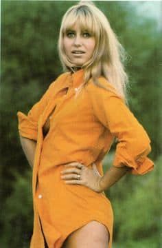 Favourite Women Of Film And Television Past And Present | Susan George | Facebook Susan Cabot Actress, Susan Saint James Photos, Susan George Actress, Susan George, Susan G Komen, Carla Gugino, Past And Present, A Group, Pin Up